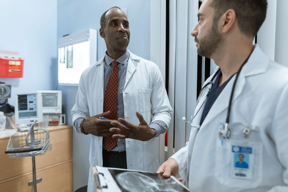 Risks and Contraindications of AI in Clinical Settings