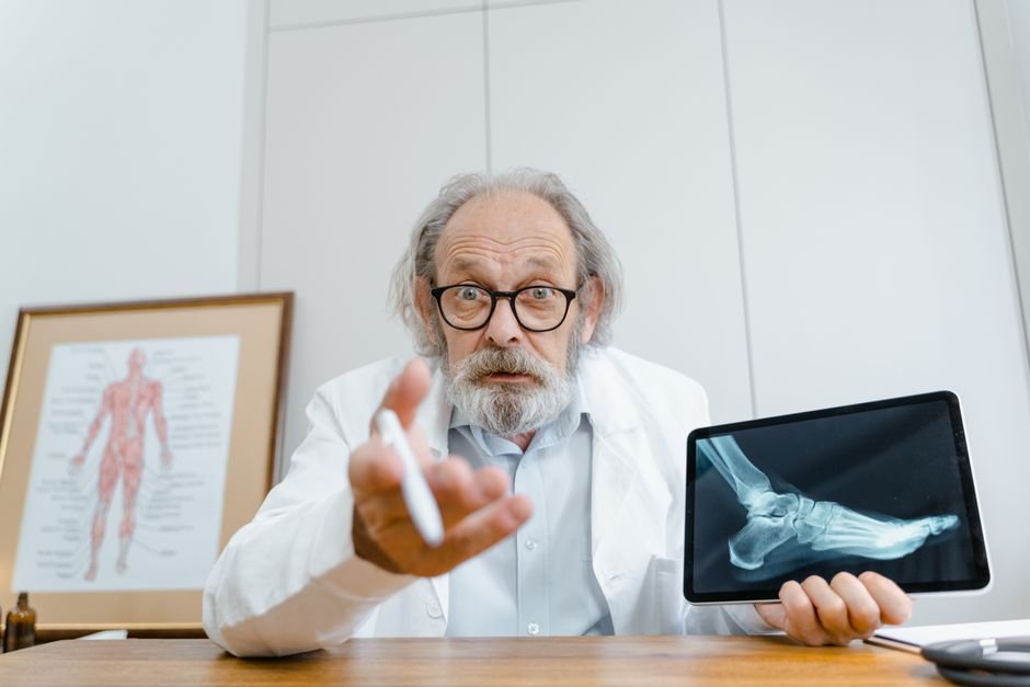 Geriatric primary care — illustrative image